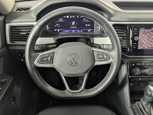 Used 2023 Volkswagen Atlas SEL AWD/4WD image 17