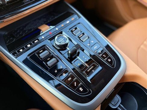 New 2026 Aston Martin DBX 707 image 23