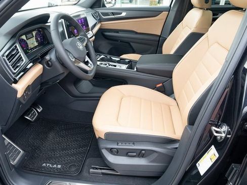 New 2026 Volkswagen Atlas Cross Sport SEL R-Line image 17