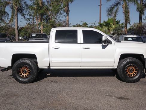 Used 2018 Chevrolet Silverado 1500 LT w/ All Star Edition image 9