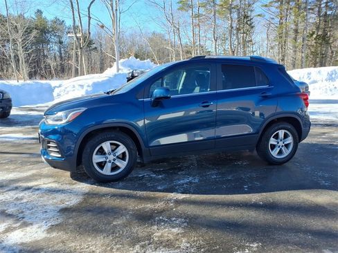 Used 2020 Chevrolet Trax LT image 8