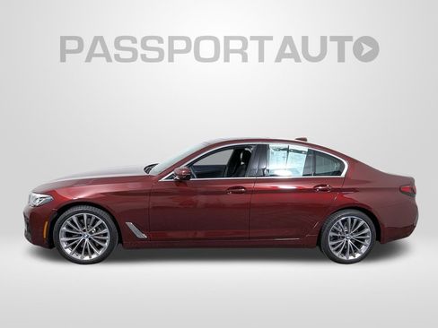 Used 2023 BMW 530i xDrive w/ Premium Package AWD/4WD image 2