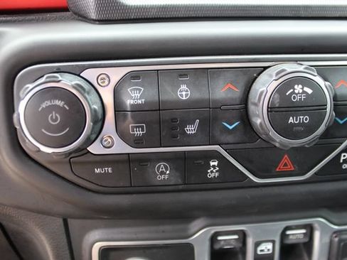 Used 2018 Jeep Wrangler Unlimited Rubicon AWD/4WD image 20
