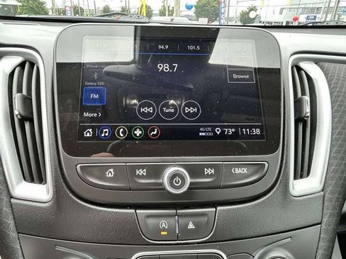 Used 2023 Chevrolet Malibu LT FWD image 14