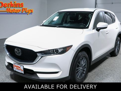 Used 2020 MAZDA CX-5 Touring FWD image 1