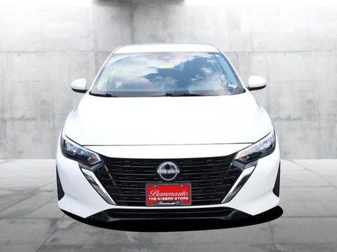 Used 2024 Nissan Sentra SV FWD image 4