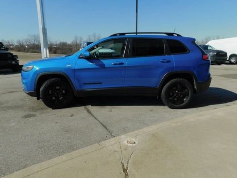 Used 2021 Jeep Cherokee Latitude Plus w/ Sun & Sound Group image 25
