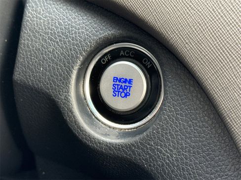 Used 2017 Hyundai Santa Fe SE w/ SE Ultimate Tech Package 03 image 27