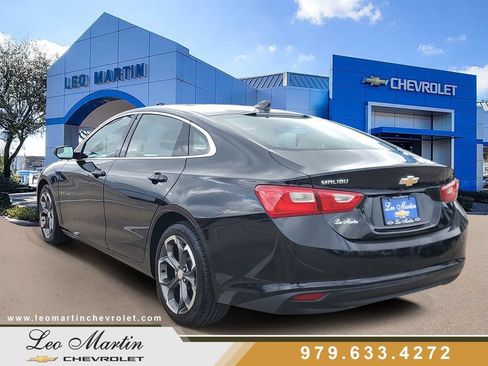 Used 2023 Chevrolet Malibu LT FWD image 4