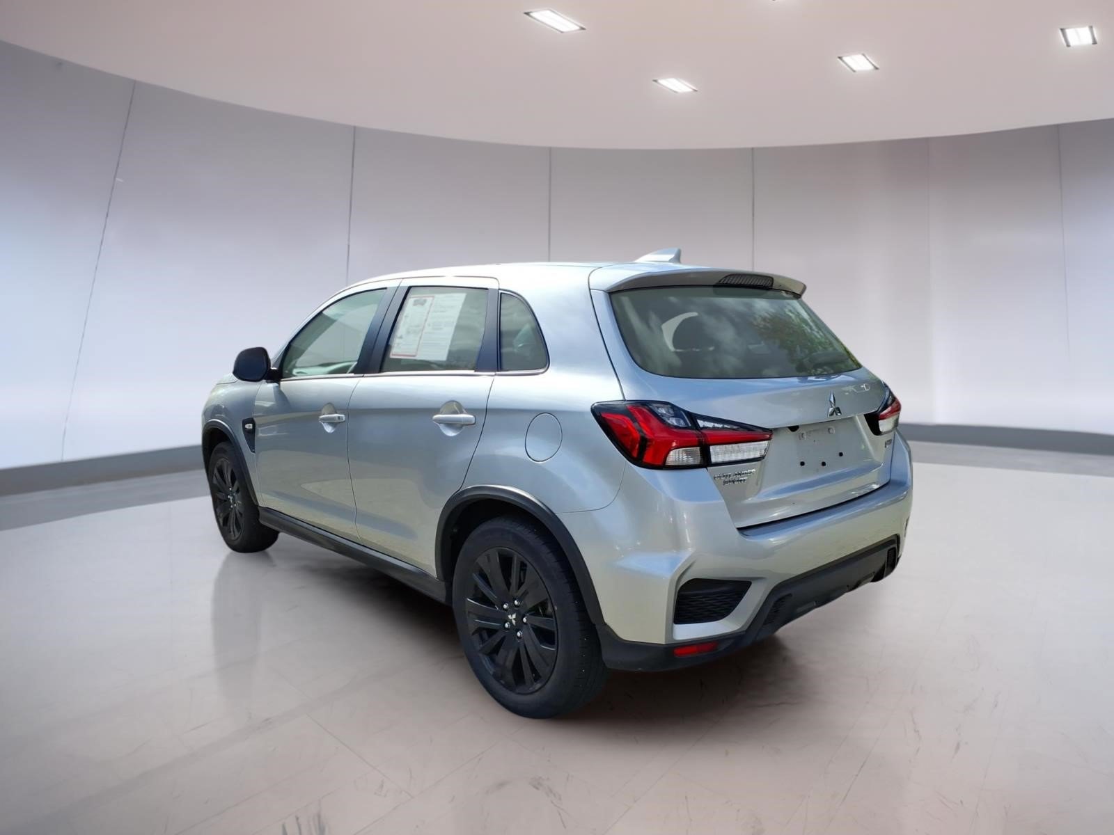 Used 2025 Mitsubishi Outlander Sport AWD image 3
