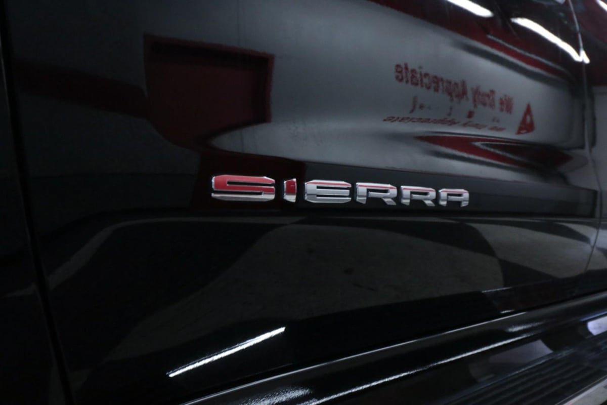 Used 2023 GMC Sierra 1500 SLT AWD/4WD image 48