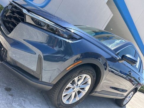 Used 2023 Honda CR-V EX-L image 4