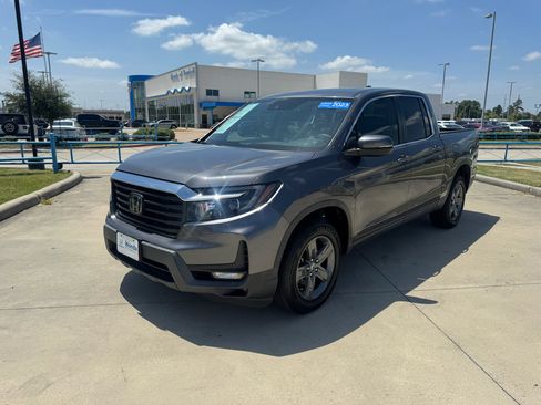 Certified 2023 Honda Ridgeline RTL image 4