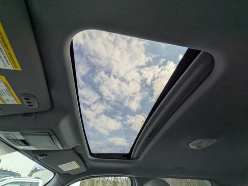 Used 2013 Ford F150 Lariat w/ Luxury Equipment Group image 11