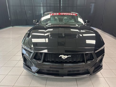 Used 2025 Ford Mustang GT RWD image 14