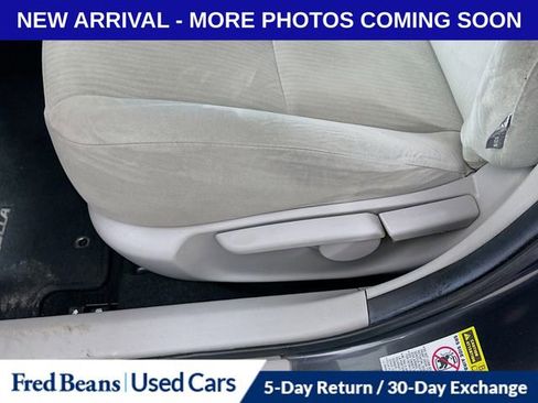 Used 2010 Toyota Corolla LE image 18