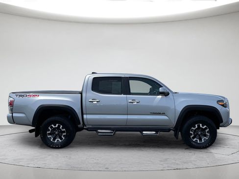 Certified 2023 Toyota Tacoma TRD Off-Road w/ TRD Premium Off Road Package AWD/4WD image 2