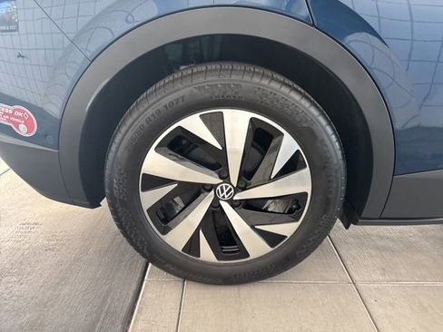 Certified 2023 Volkswagen ID.4 Pro image 8