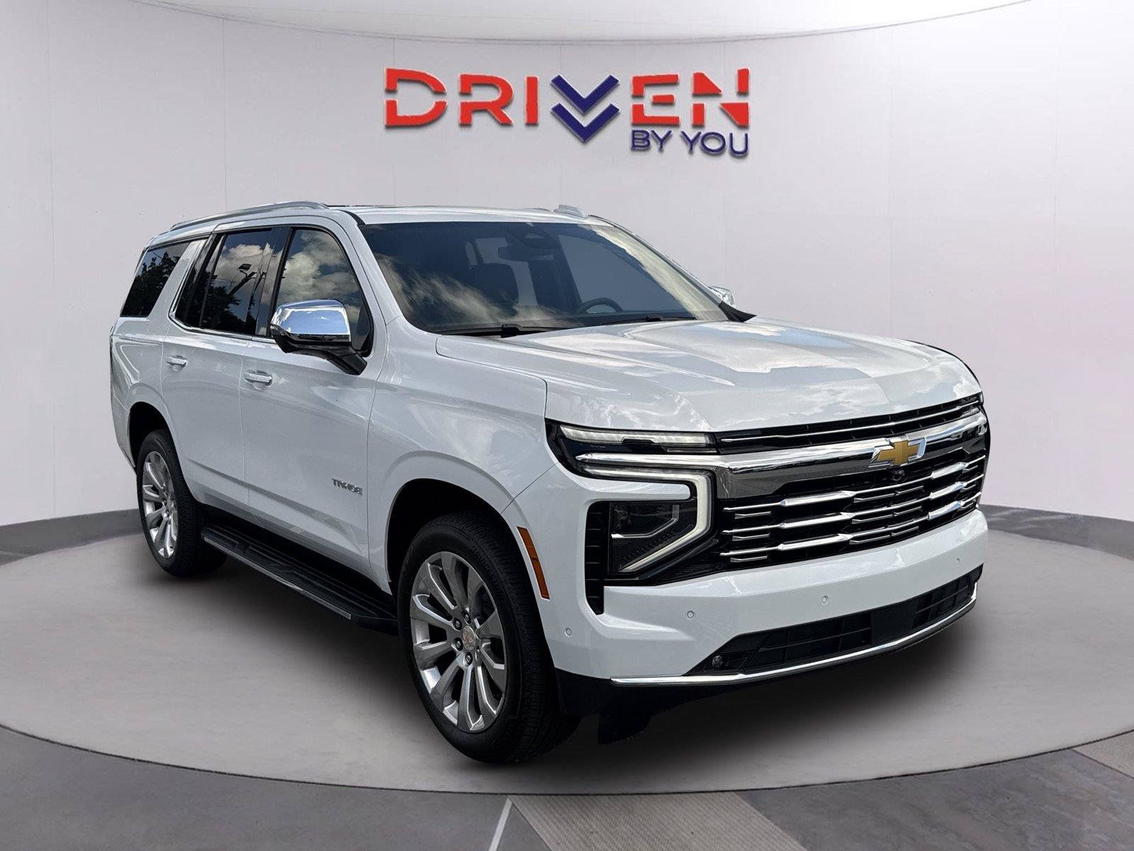 Certified 2026 Chevrolet Tahoe Premier w/ Sun And Tow Package AWD/4WD image 1