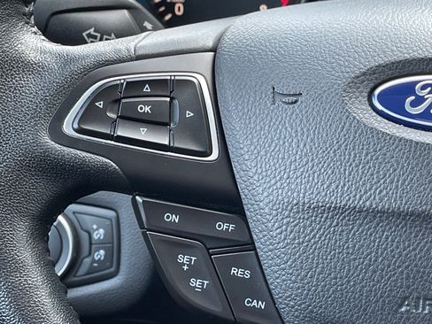 Used 2018 Ford Escape SEL AWD/4WD image 13