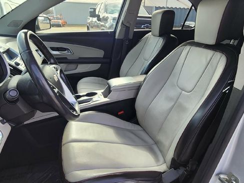 Used 2010 Chevrolet Equinox LT image 6