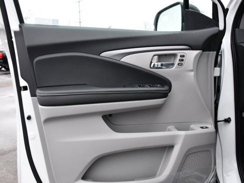 New 2026 Honda Ridgeline RTL image 10