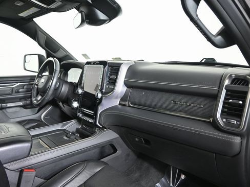 Used 2019 RAM 1500 Limited image 16