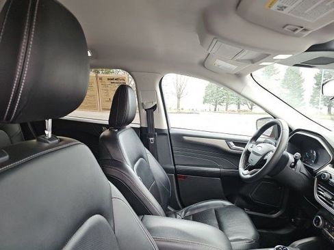 Used 2022 Ford Escape SEL AWD/4WD image 12