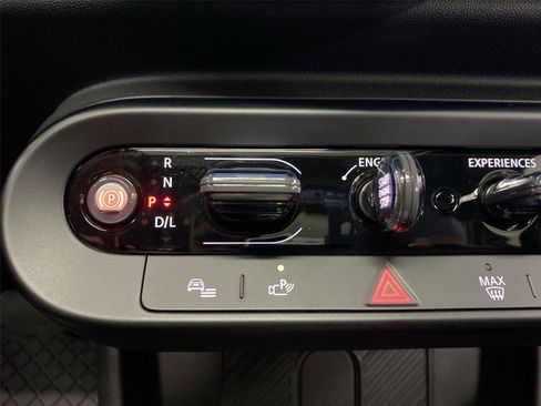 Certified 2025 MINI Cooper S image 25