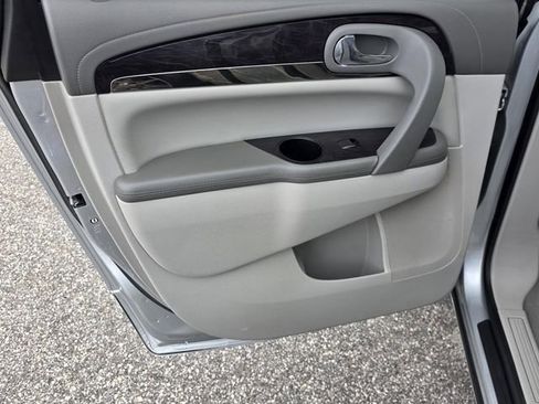 Used 2015 Buick Enclave Leather FWD image 30