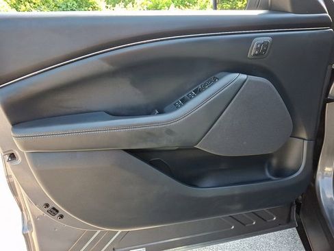Used 2021 Ford Mustang Mach-E Select w/ Comfort/Technology Package AWD/4WD image 14