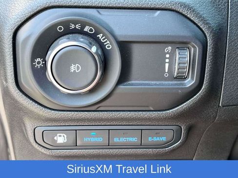 Used 2023 Jeep Wrangler Unlimited image 31