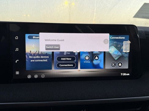 New 2026 Nissan Kicks SV image 12