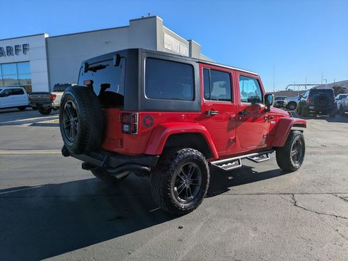 Used 2018 Jeep Wrangler Unlimited Sport image 3