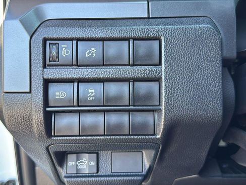 Used 2025 Toyota Tacoma SR5 image 12