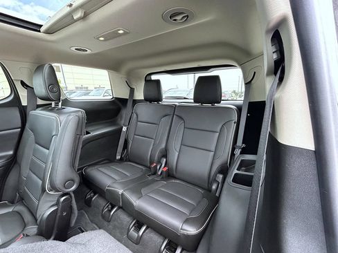 Used 2019 GMC Acadia Denali w/ Technology Package AWD/4WD image 21