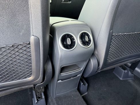 New 2026 Mercedes-Benz GLB 250 image 29
