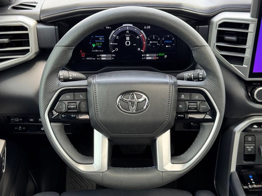 Used 2025 Toyota Sequoia Platinum AWD/4WD image 24