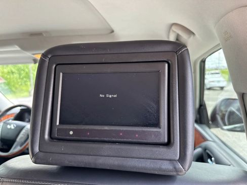 Used 2015 INFINITI QX80 2WD w/ Deluxe Technology Package image 31