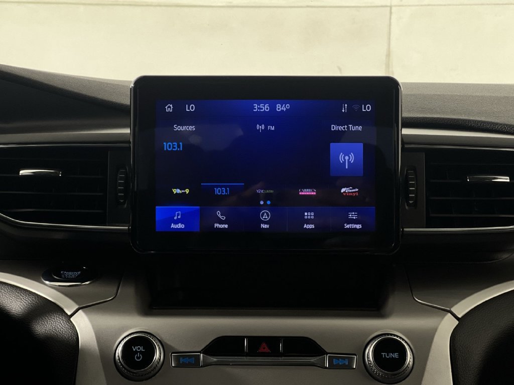 Used 2022 Ford Explorer XLT w/ Equipment Group 202A AWD/4WD image 17
