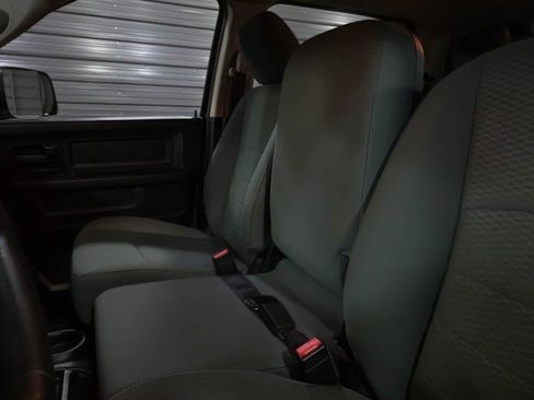 Used 2017 RAM 3500 Tradesman w/ Chrome Appearance Group image 16