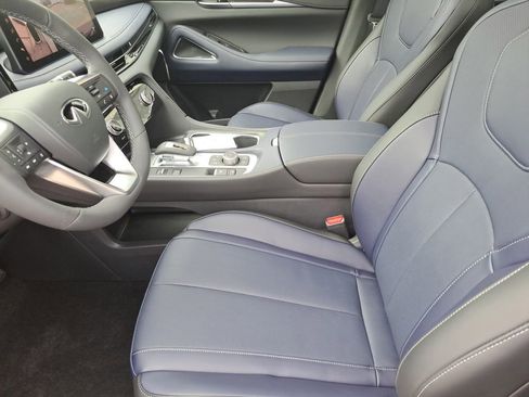 New 2026 INFINITI QX60 Sport w/ Dark Cargo Package image 19