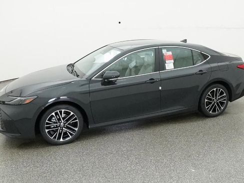 New 2026 Toyota Camry XLE image 2