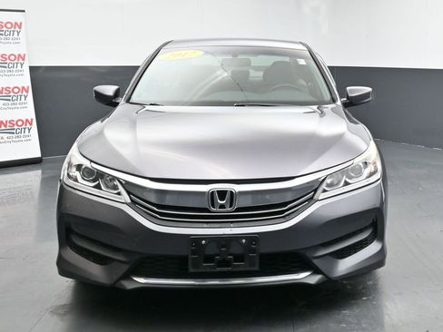 Used 2017 Honda Accord LX image 3