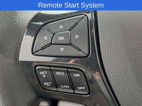 Used 2017 Ford Explorer XLT w/ Equipment Group 202A AWD/4WD image 18