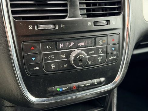 Used 2019 Dodge Grand Caravan GT image 14