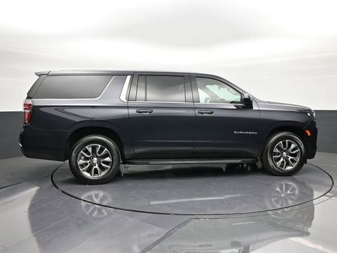 Used 2023 Chevrolet Suburban LS image 6