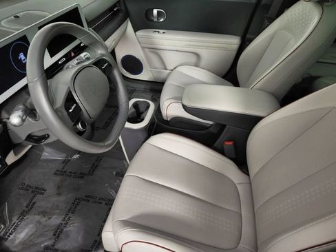 Certified 2024 Hyundai Ioniq 5 Limited AWD/4WD image 11