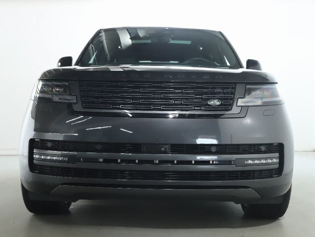 Used 2025 Land Rover Range Rover SE AWD/4WD image 13