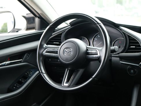 Used 2019 MAZDA MAZDA3 Sedan FWD image 23